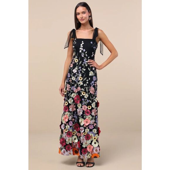 Lulus Thriving Poise Black 3D Floral Embroidered Tie-Strap Maxi Dress Size L NWT - Picture 1 of 15
